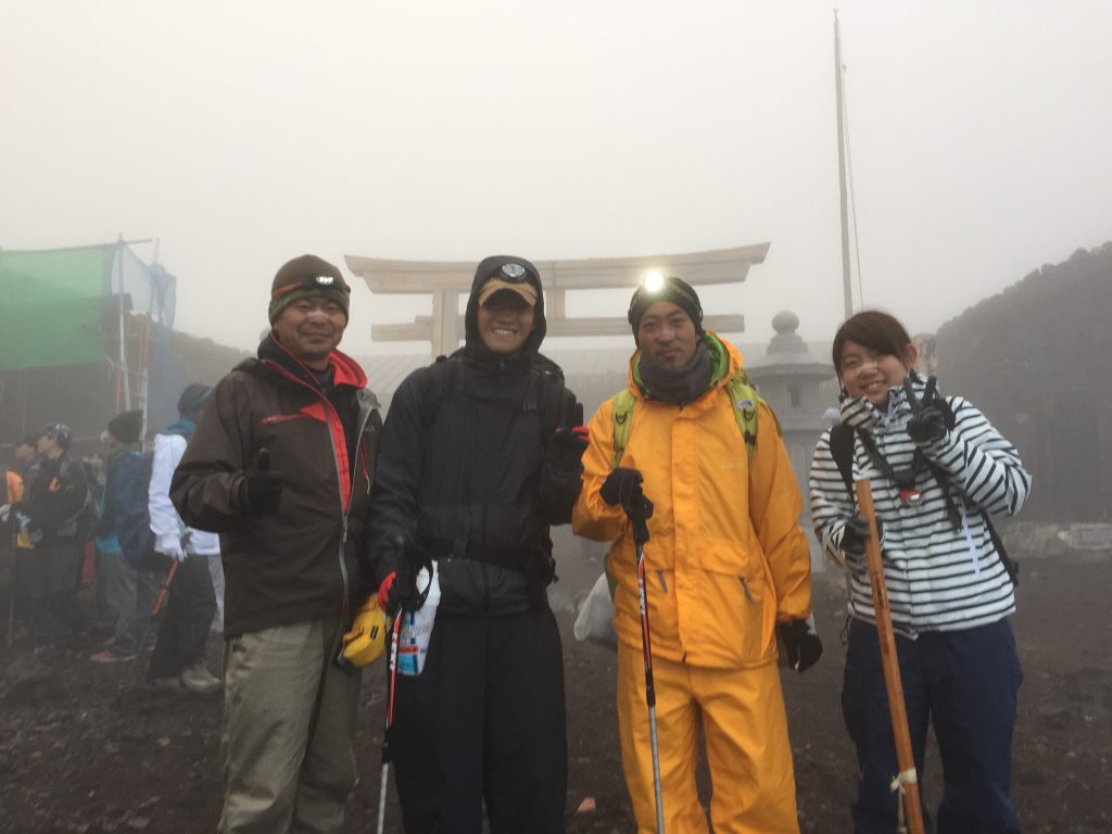 富士山頂にて