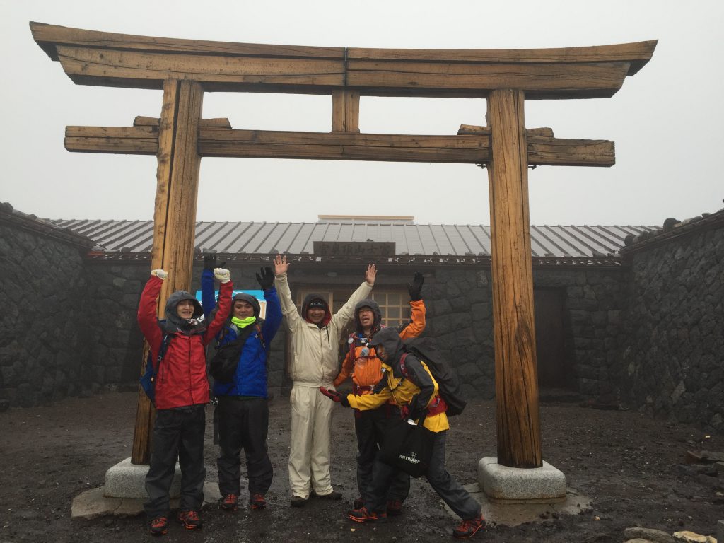 富士山頂にて