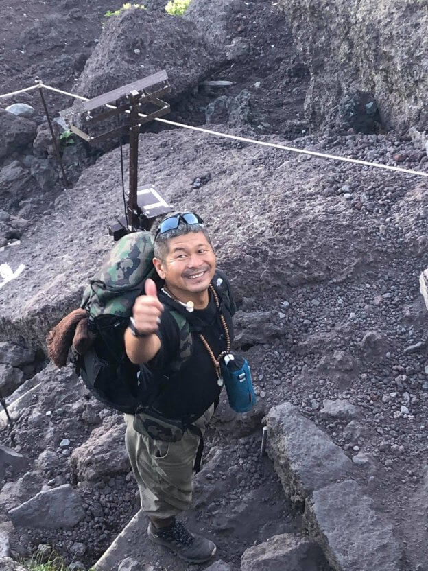 富士山に登れば人生が変わる？の十年間検証。